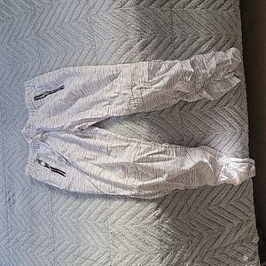 White stripes jogger 🤍